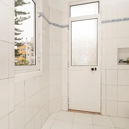 Stylish And Bright 2 Bedroom In Alameda